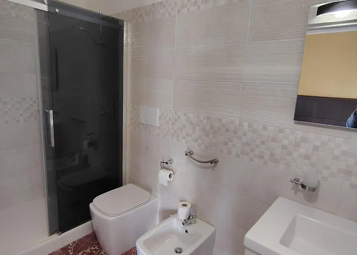 Dimora Costa Del Sole בית הארחה *